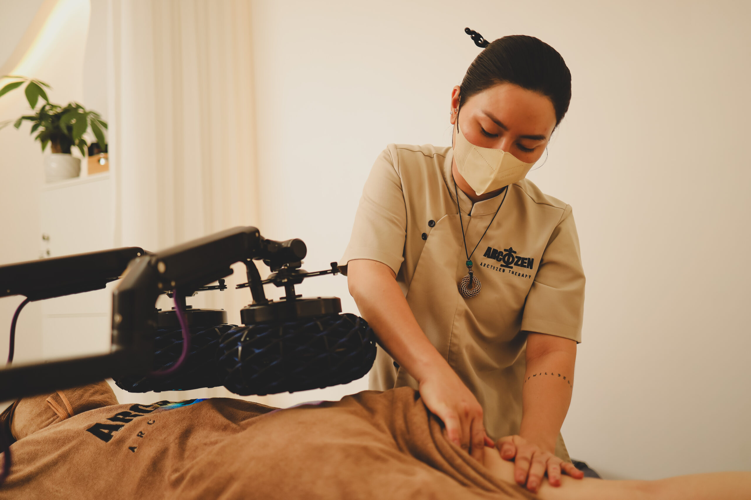 TĂNG CƯỜNG SỨC KHỎE XƯƠNG VỚI LIỆU PHÁP PEMF TẠI ARCTOZEN THERAPY
